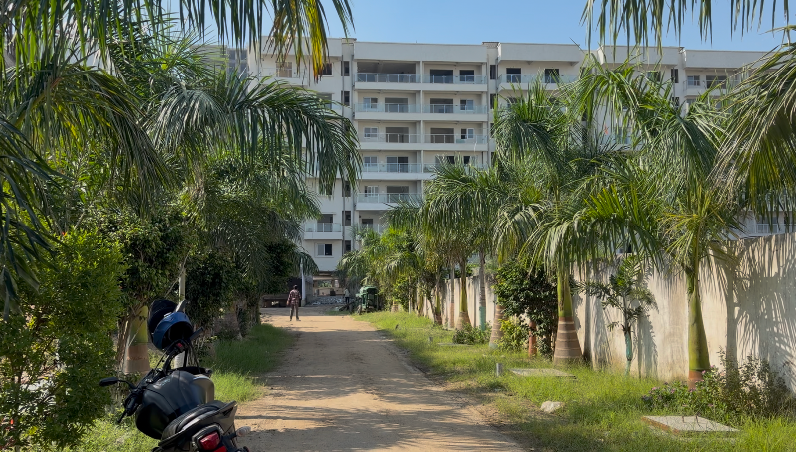 Premium 3 BHK Flat In Nahar Road - Image 2